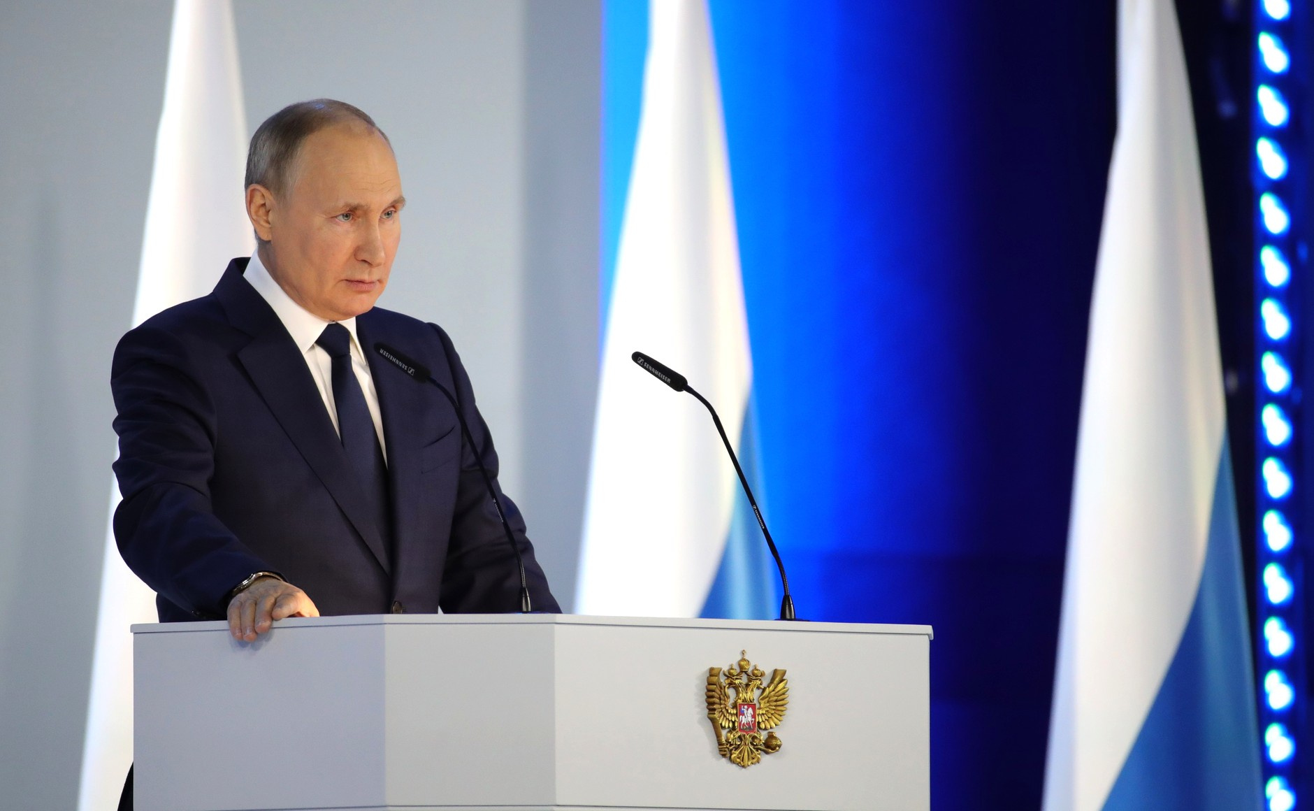 Владимир Путин сегодня обратится с посланием к Федеральному собранию и россиянам