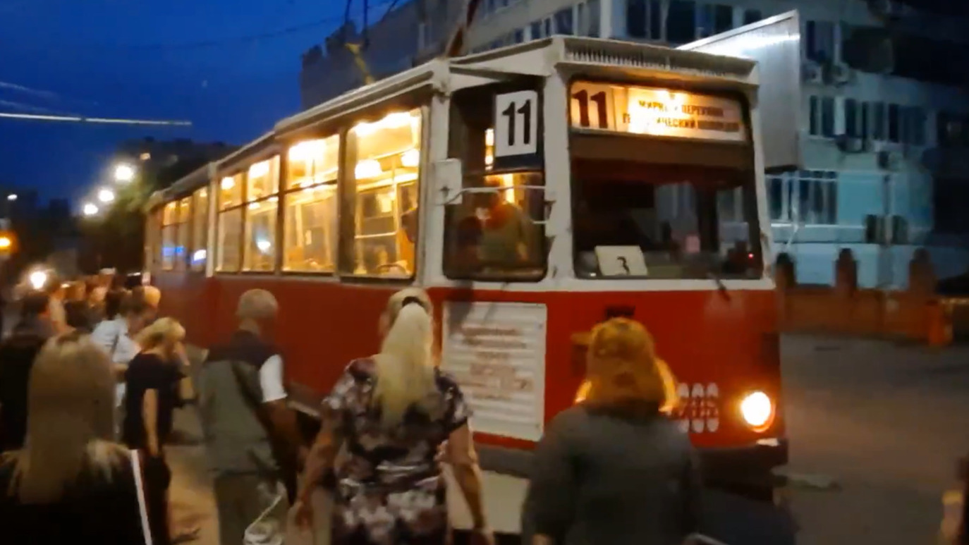 «Турист из Крыма в ужасе!» Жители Севастополя обескуражены состоянием саратовского трамвая