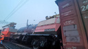 Вагон поезда и два мотовоза сошли с рельсов в Волгограде