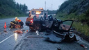 На трассе М-5 в Челябинской области разорвало на части Lada Kalina из-за смертельного ДТП