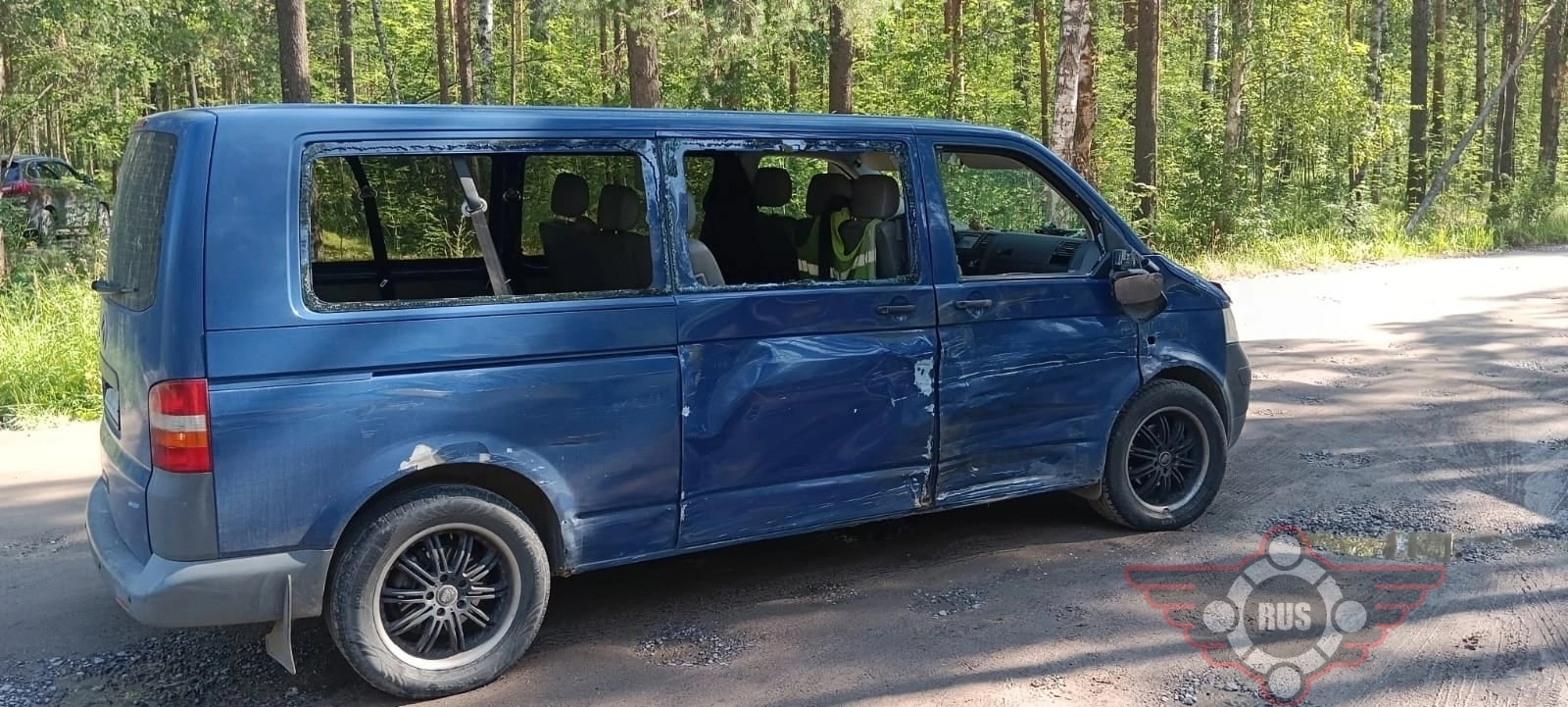 Маневр водителя микроавтобуса, отправивший в больницу байкера под Петербургом, стал уголовным делом