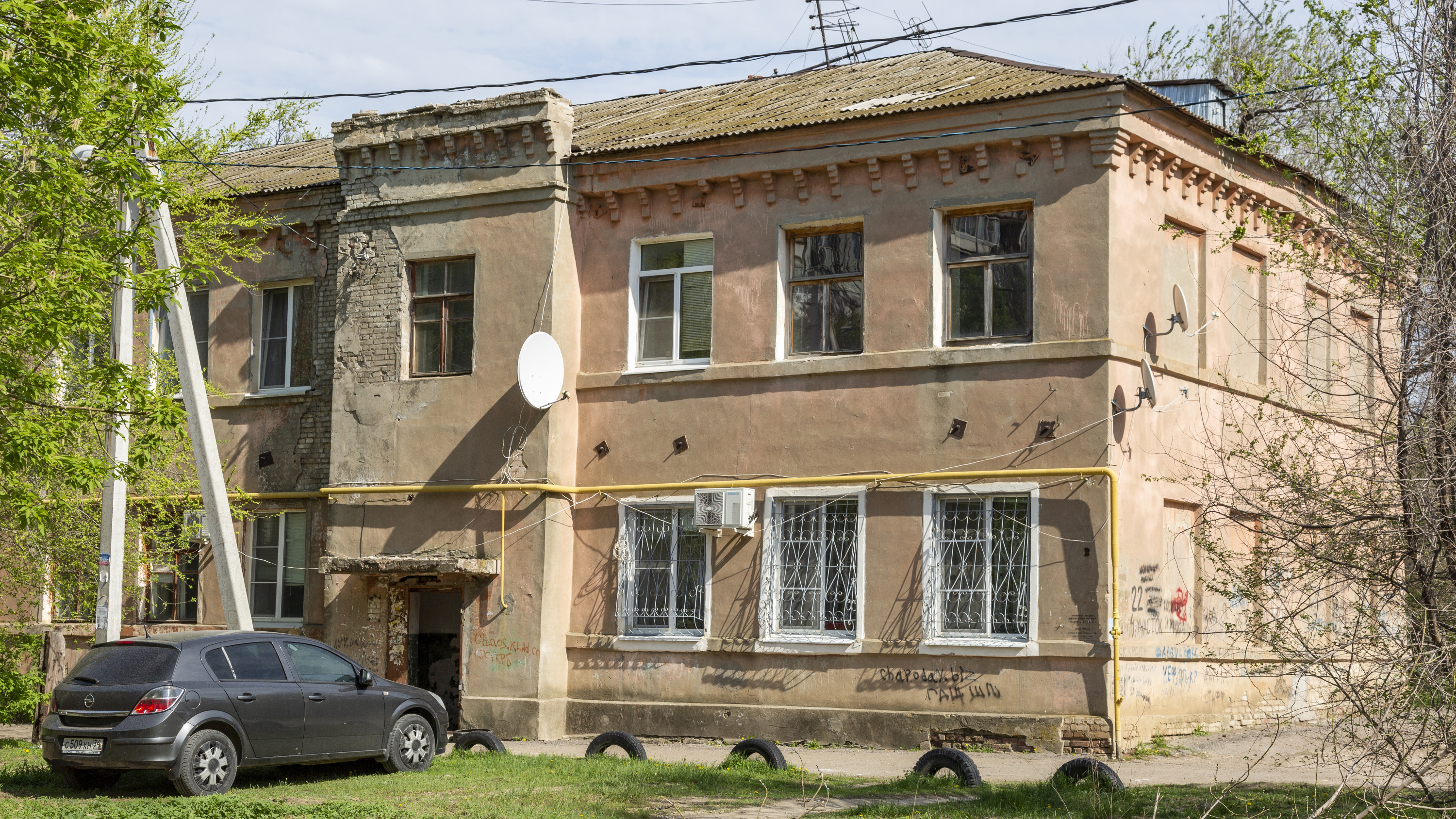 «Совсем все дома исчезнут»: краевед показал в Волгограде уникальный поселок, переживший Сталинградскую битву