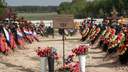 «За два дня закопали»: репортаж из деревни в Подмосковье, где похоронены полсотни бойцов ЧВК «Вагнер»