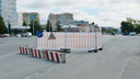 На площади Профсоюзов в Архангельске поставили забор: что за ним делают