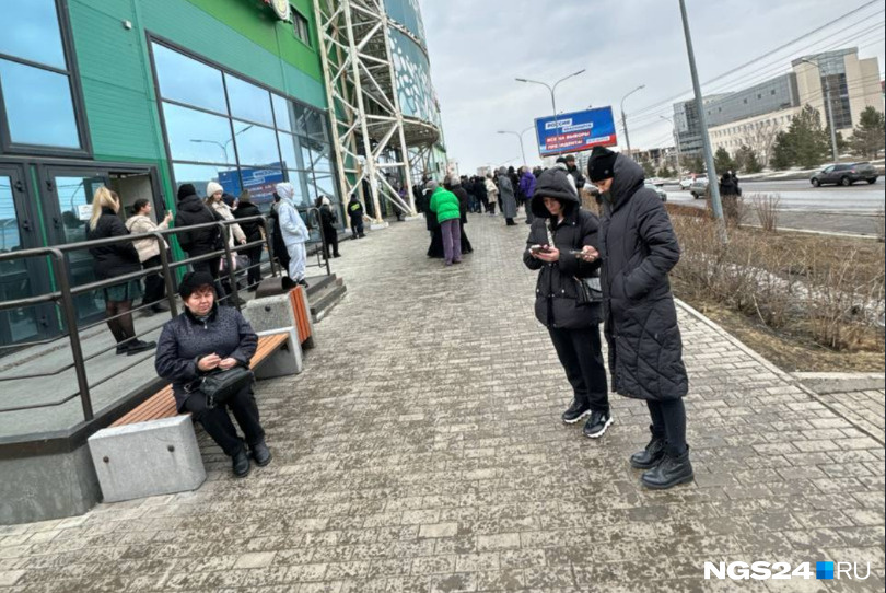 «Сигналы имеют все признаки ложной информации»: в правительстве прокомментировали волну эвакуаций в Красноярске