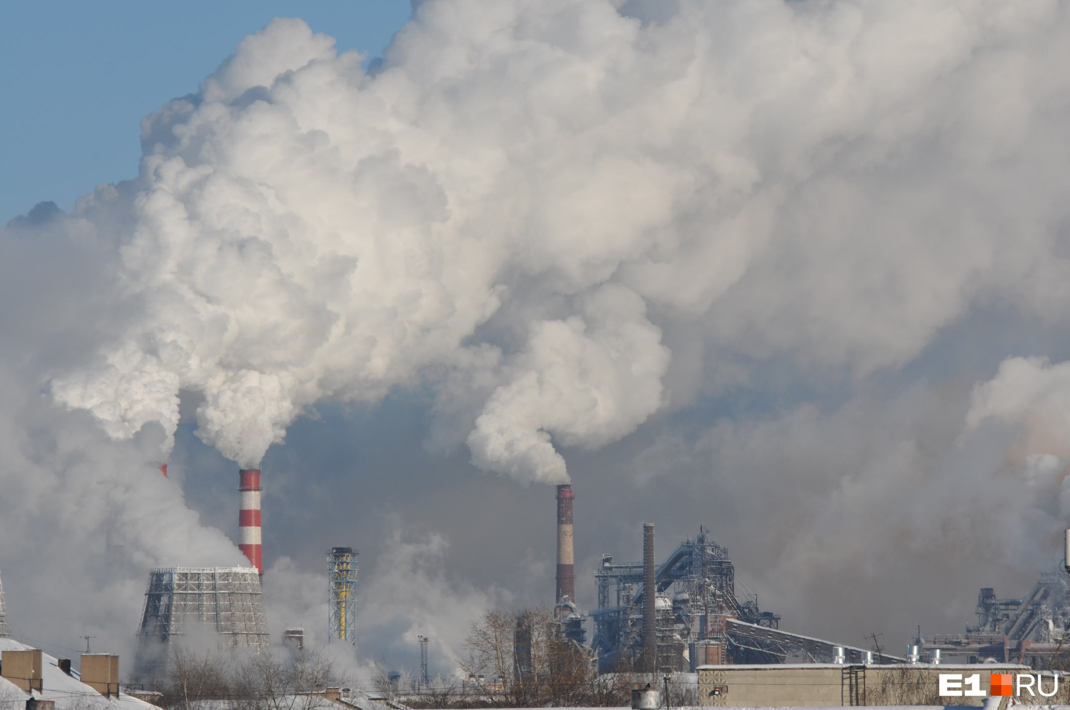 Новокузнецк попал в тройку российских городов — загрязнителей воздуха: изучаем данные Росприроднадзора