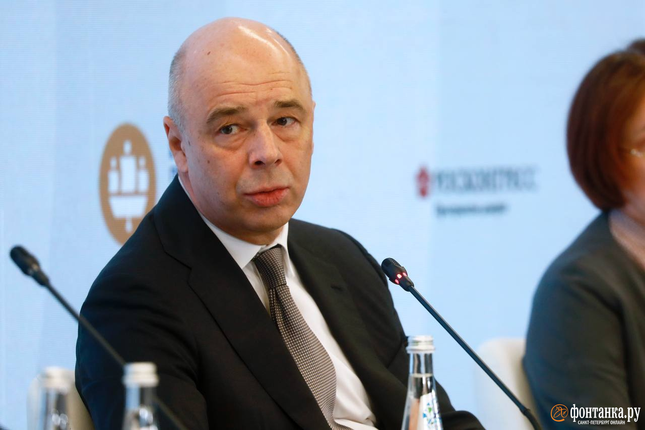 Силуанов считает, что из-за санкций трансформация российской экономики проходит болезненно