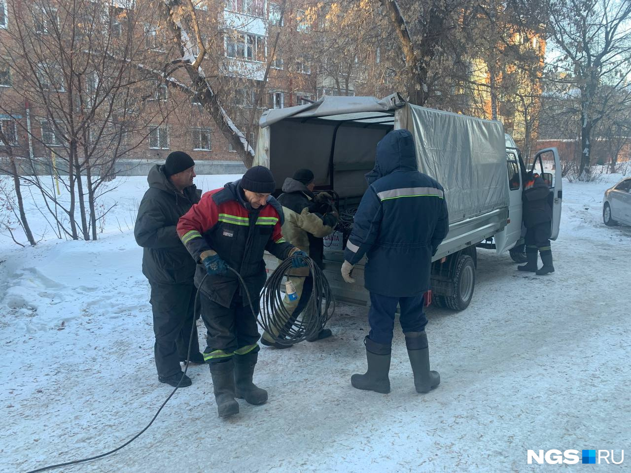 Где в ленинском районе
