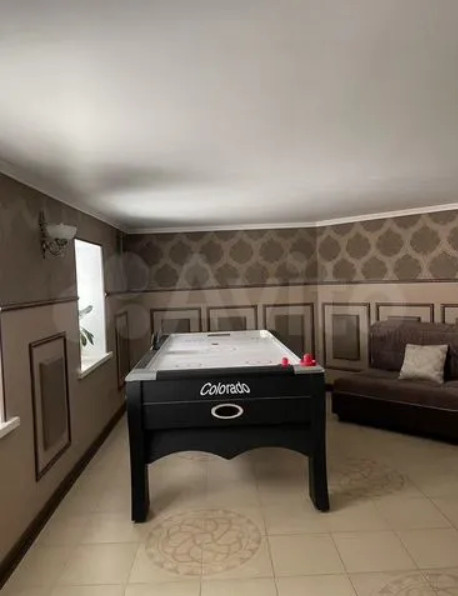 В зоне отдыха есть аэрохоккей