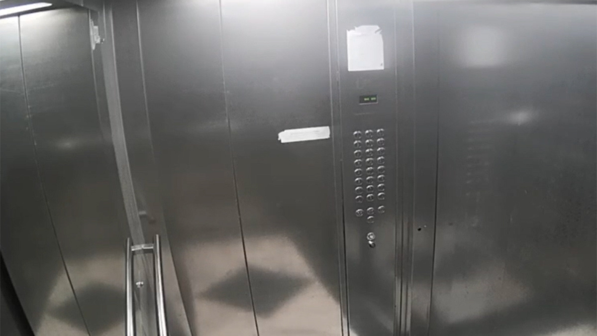Стало известно, где произвели лифт, который упал в воронежском ЖК «Европейский»