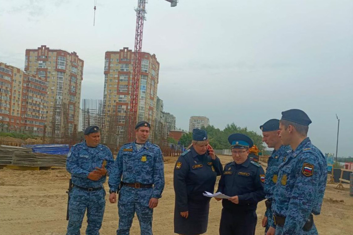Судебные приставы остановили стройку нового ЖК на берегу Иртыша