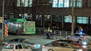 Автобус сбил насмерть парня возле университета в центре Челябинска