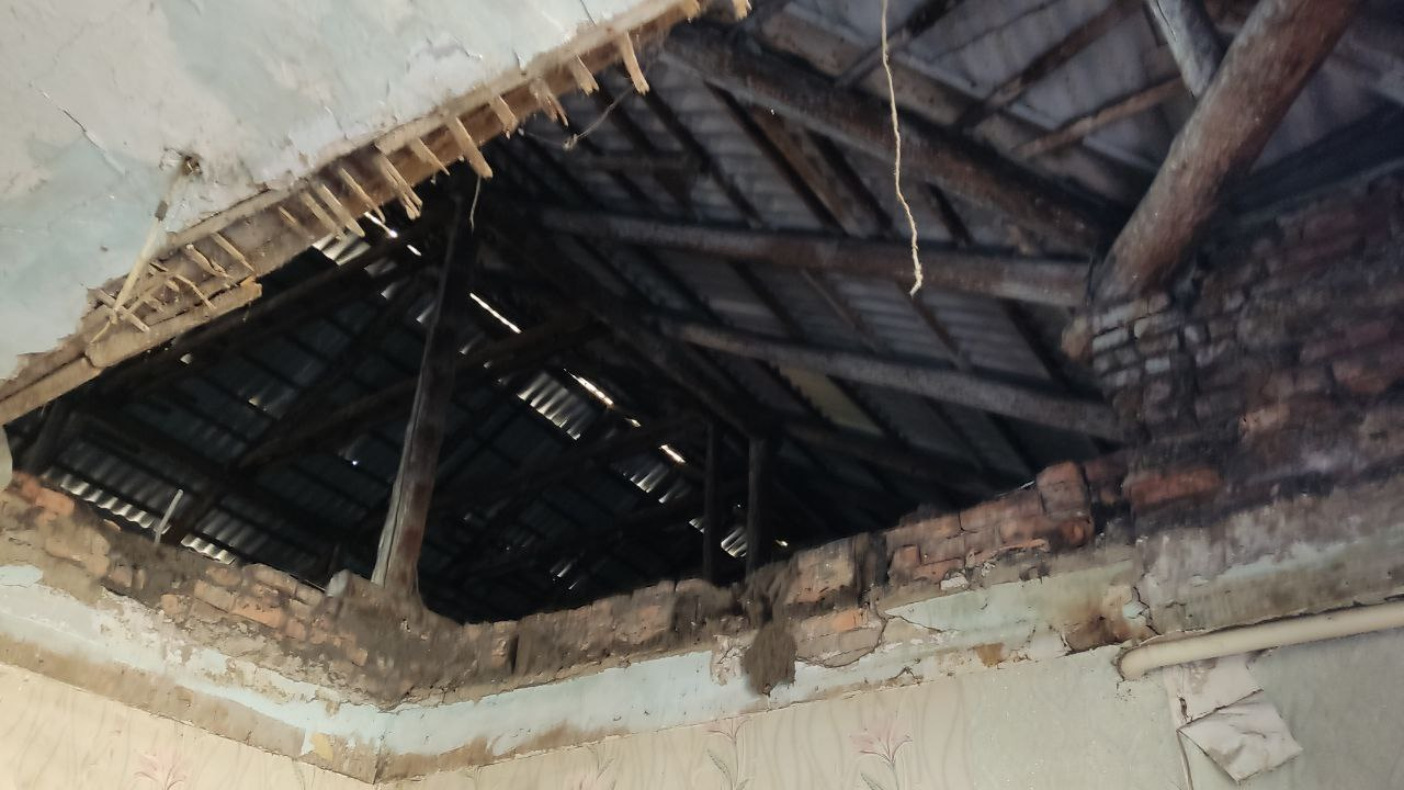 Потолок обрушился в жилом доме в Забайкалье