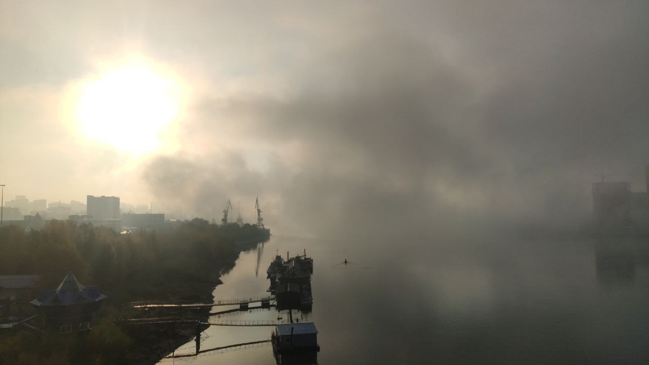 Как рассказали читатели НГС, сегодня туман был и в Кузбассе, и в Алтайском крае