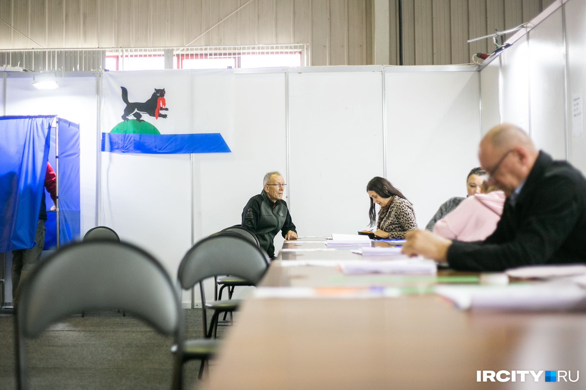 Молодежи почти нет Молодежи почти нет
