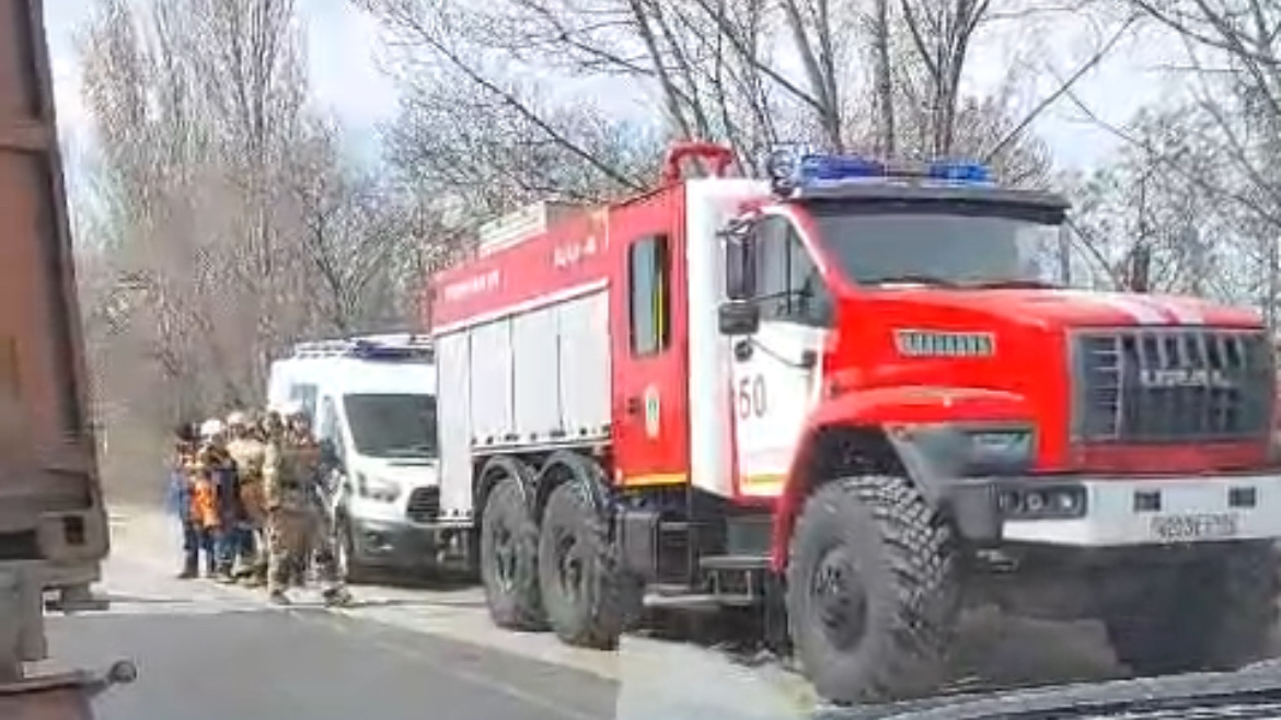 «Там столько машин!»: крупная авария заблокировала трассу на Волгоград