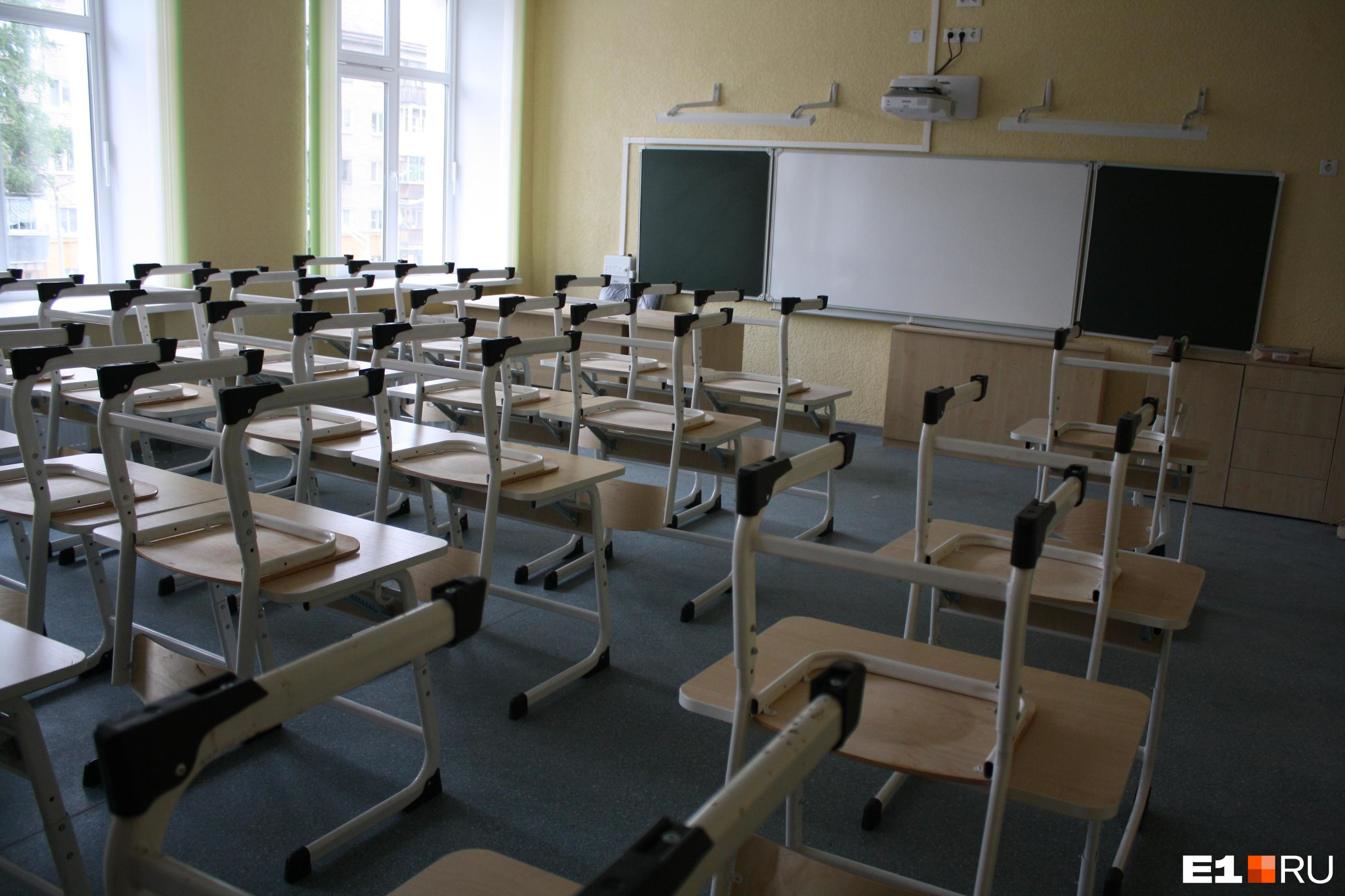 В Омской области учителя скрыли, что школьника ударило током. Об этом узнал Бастрыкин