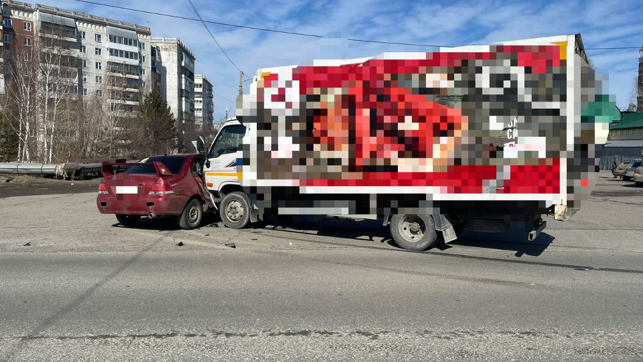 Восьмилетний мальчик попал в больницу в дорожной аварии в Томске