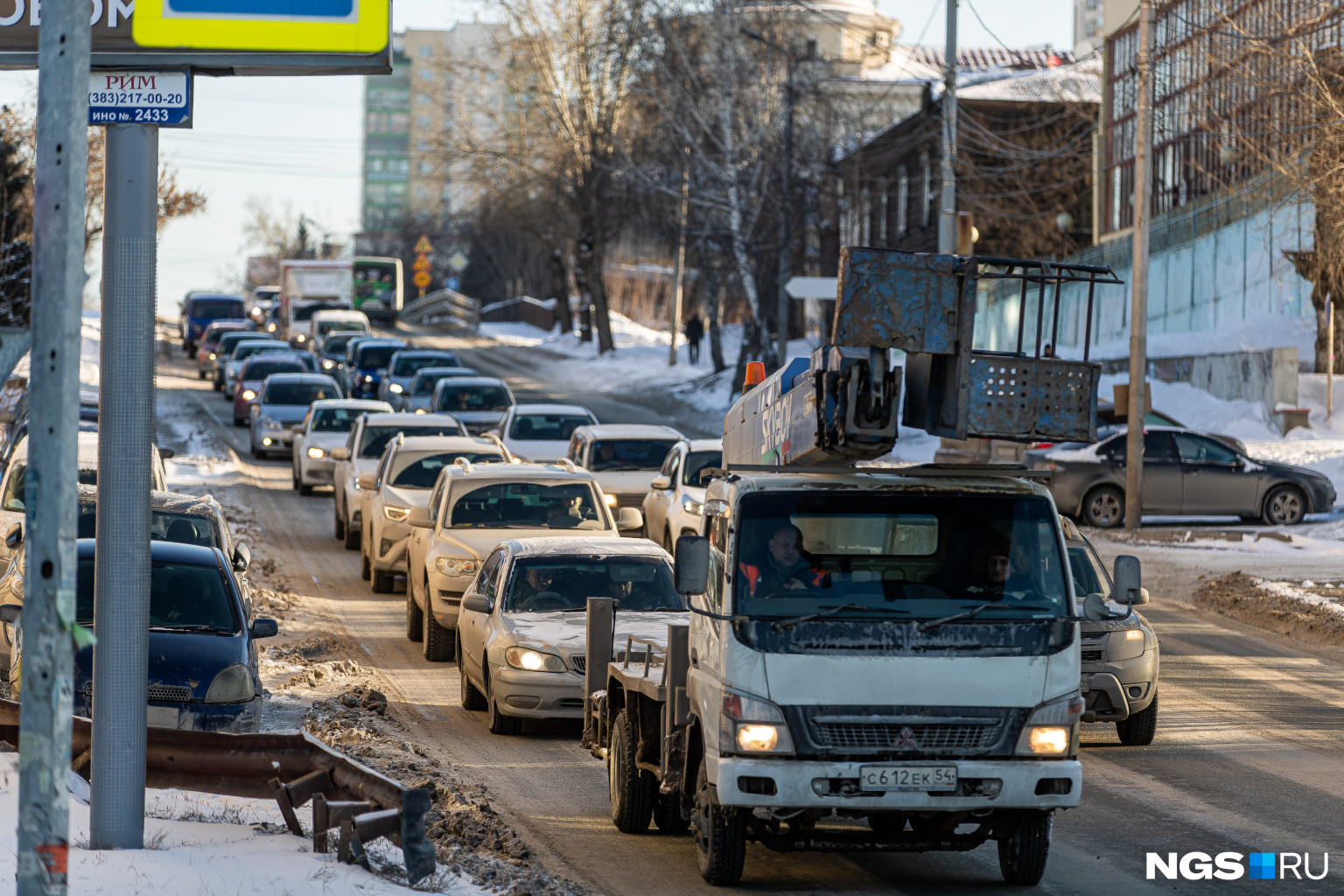 По Большевистской нельзя будет перевозить бетон, цемент, асфальтобетон, изделия из железа По Большевистской нельзя будет перевозить бетон, цемент, асфальтобетон, изделия из железа
