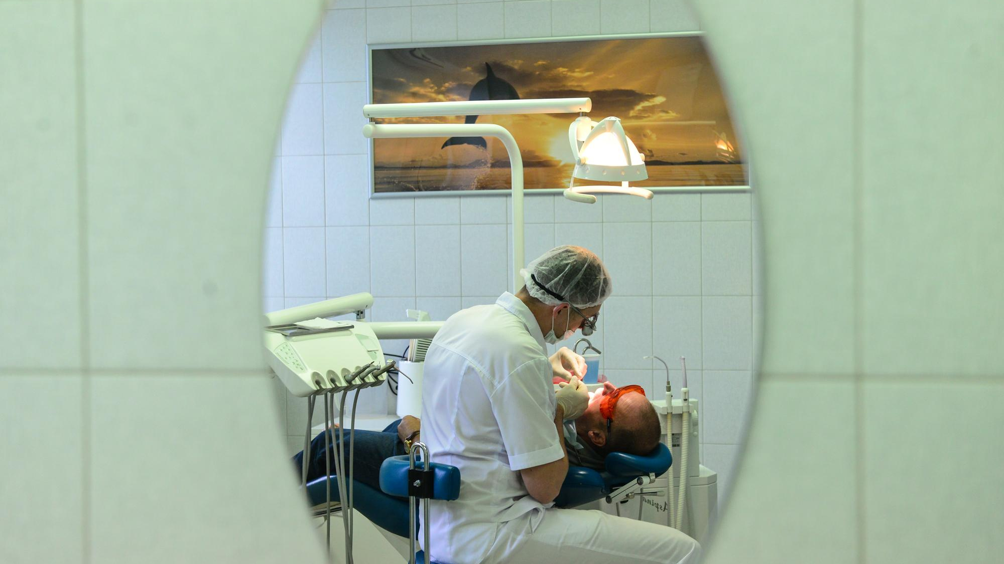 «Тянуть не рекомендую»: стоматолог из Архангельска ответил, каким будет лечение и протезирование