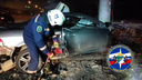Новосибирские спасатели показали, как доставали тело водителя после аварии на улице Станционной — видео