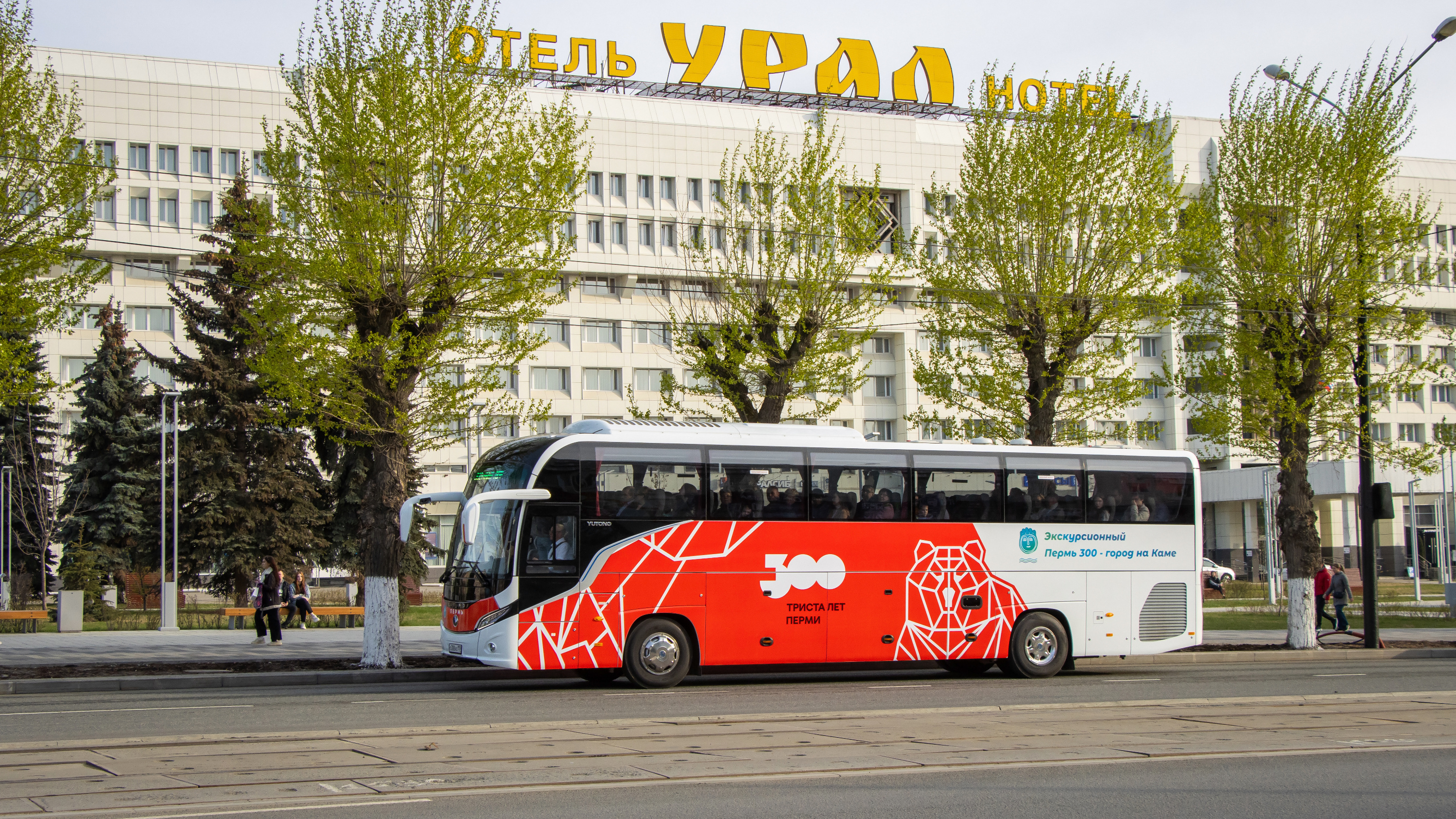 В Перми запускают экскурсионный автобус 300т по историческим местам. Тест-драйв 59.RU