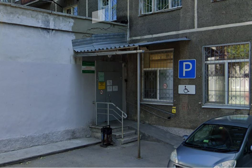 «Работает только один врач»: екатеринбурженка пожаловалась на отделение женской консультации 7-й больницы