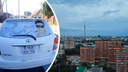 «До сих пор не верю, что он умер»: новосибирец наклеил на машину фото Юрия Шатунова и ездит с ним по городу