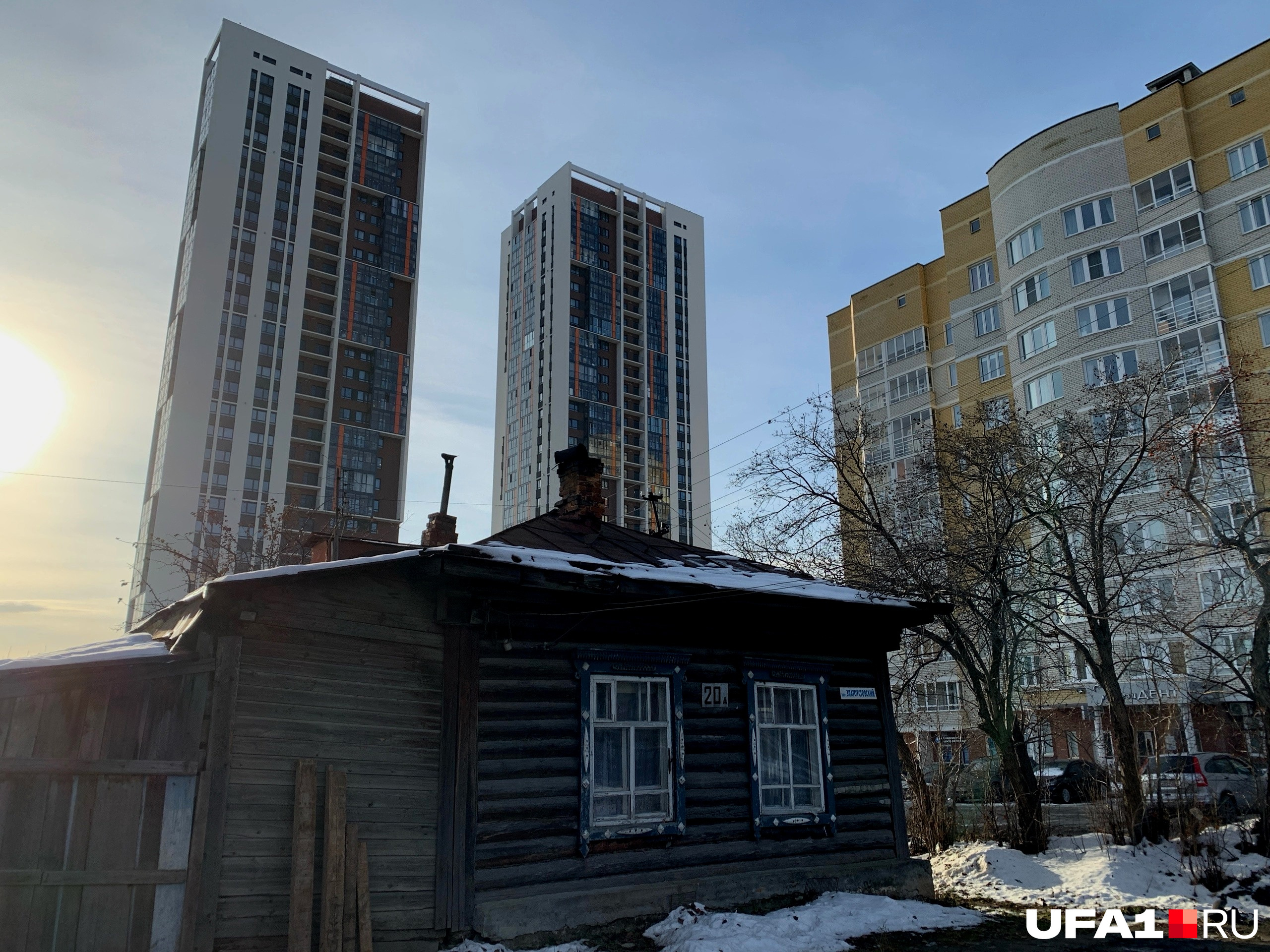 Дома в Златоустовском переулке