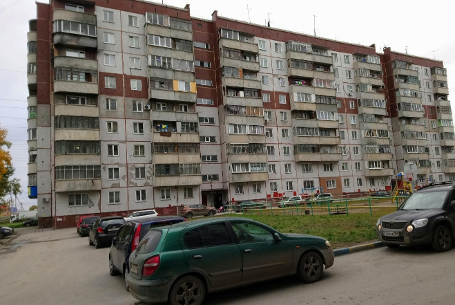 Дом, где произошла трагедия Дом, где произошла трагедия
