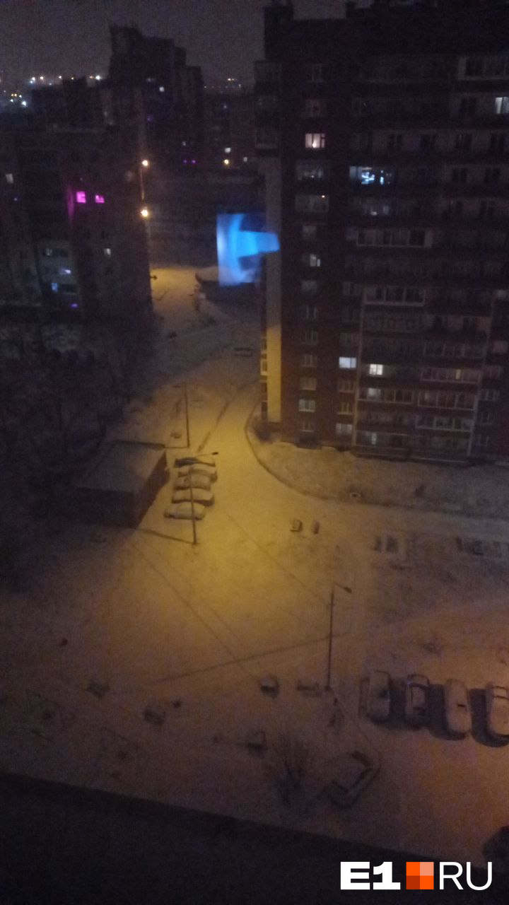 Привет, зима! Свердловские города накрыло снегом: фото и видео, от которых становится холодно