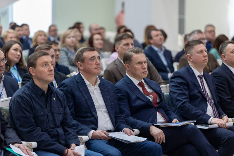 На мероприятии присутствовал министр здравоохранения России Михаил Мурашко На мероприятии присутствовал министр здравоохранения России Михаил Мурашко