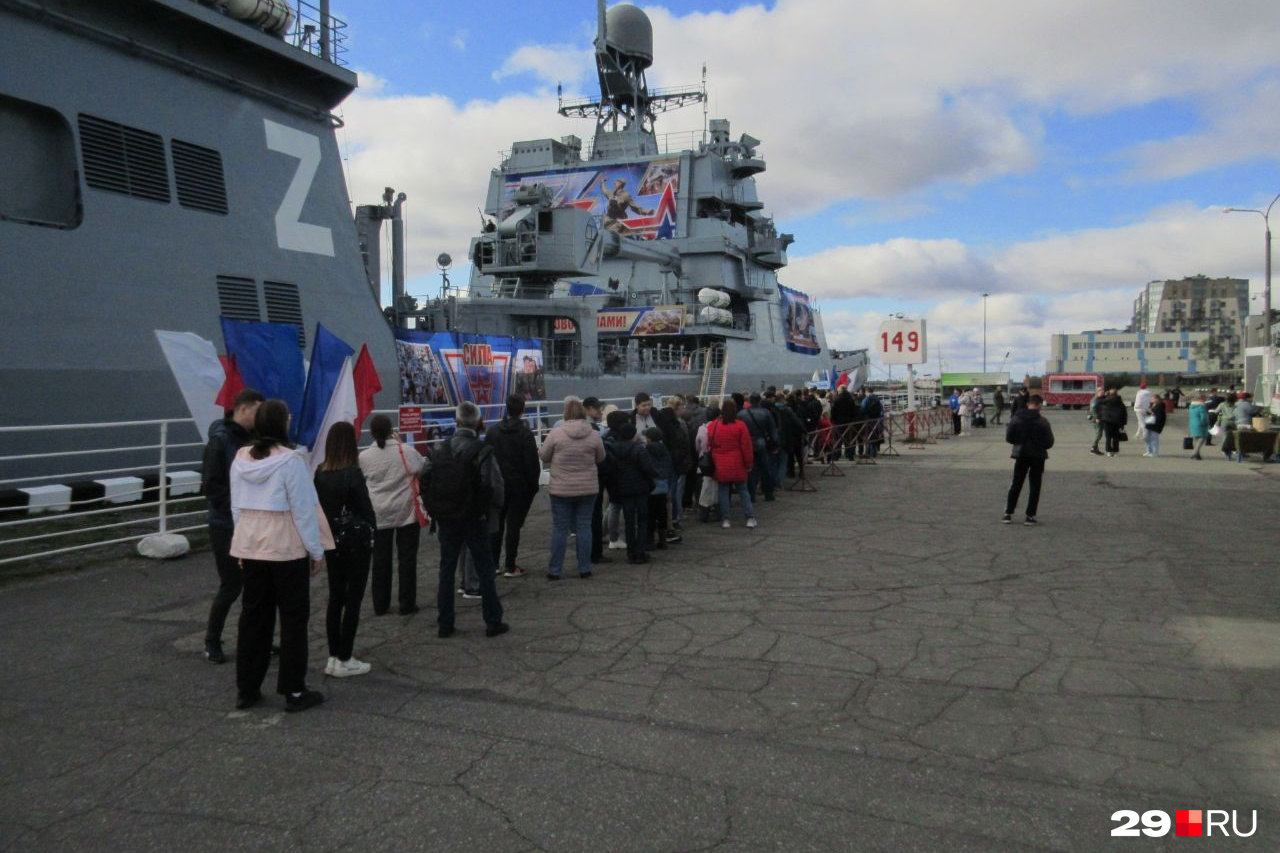 В Архангельск прибыл десантный корабль «Иван Грен»: у него уже собралась  очередь | 15.09.2023 | Архангельск - БезФормата