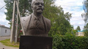 «Пытаются посеять социальную рознь». Памятник Ленину подожгли в Нижегородской области