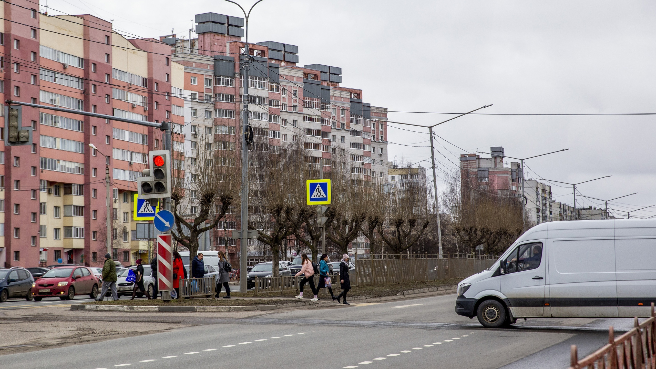 «Неконтролируемое превышение выбросов»: назвали фирму, которая завоняла спальный район Ярославля