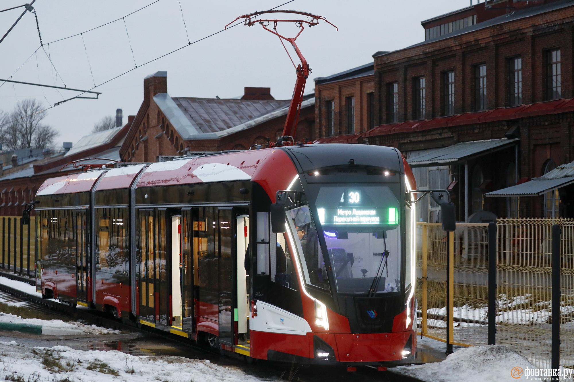 Стало известно, какие трамваи будут ходить по новой линии из Купчино в Славянку. Вы их уже видели