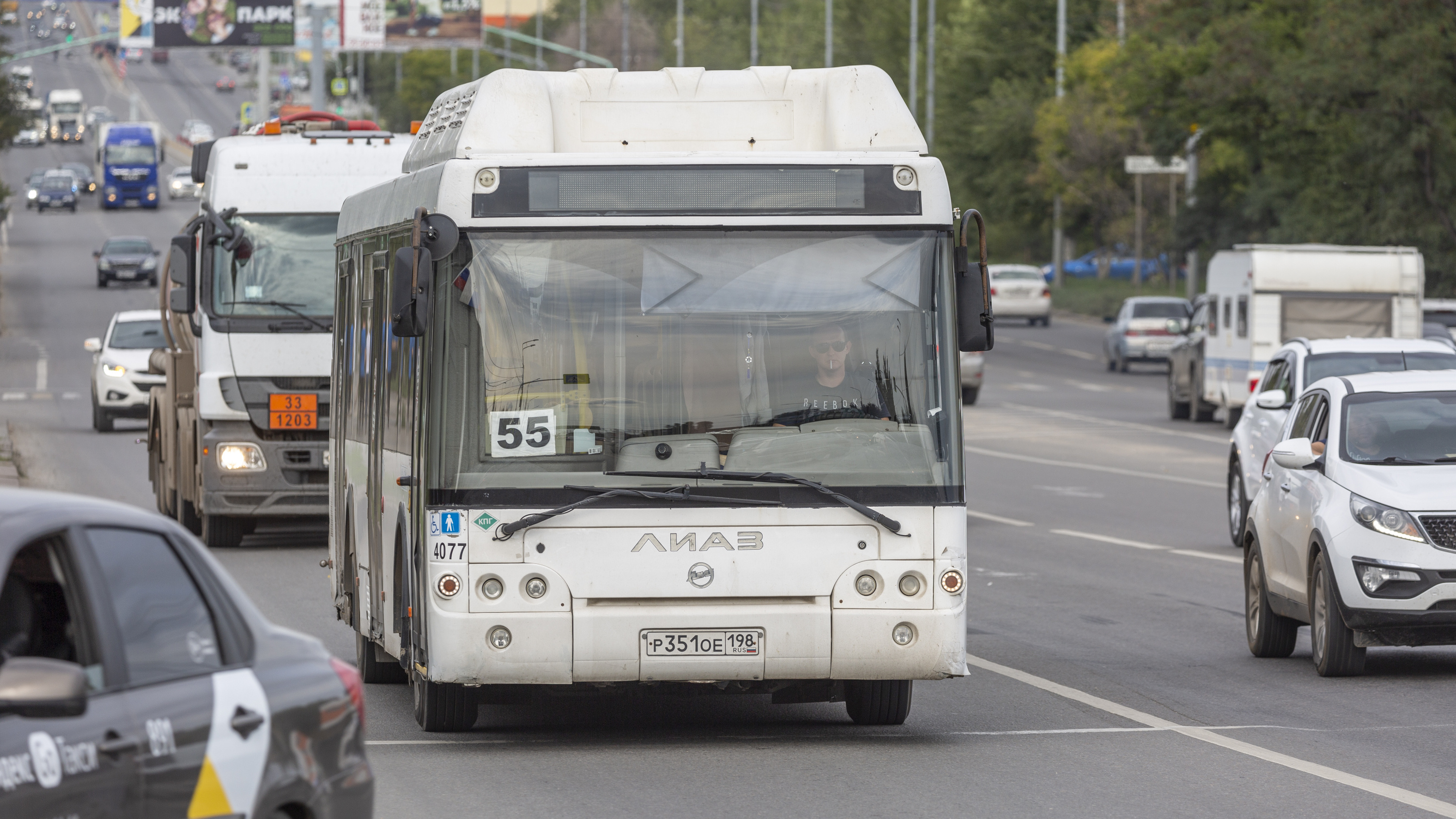 «Дискредитация всей структуры власти»: эксперт рассказал про кормежку автобусных олигархов в Волгограде