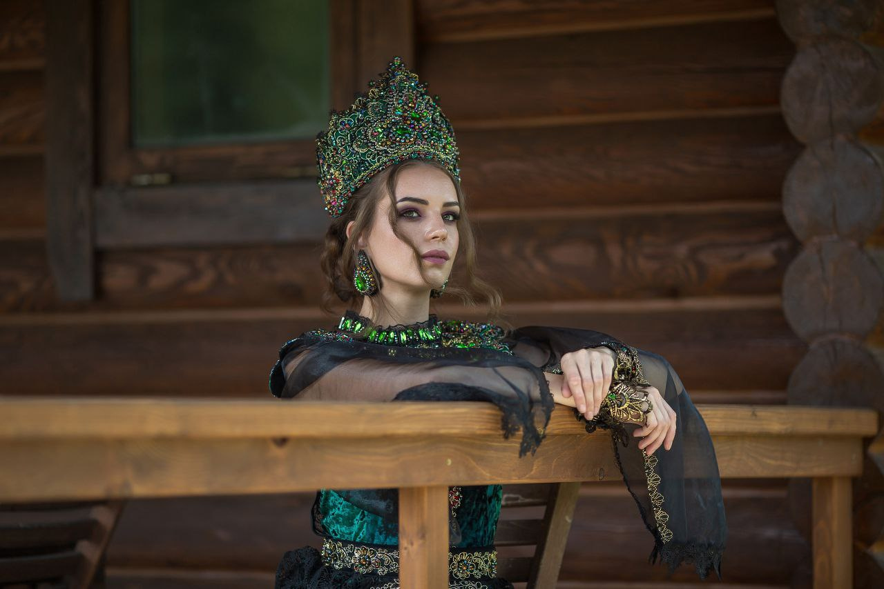 Костюм по сказам Бажова в конце 2022 года был продан за <nobr class="_">40 тысяч</nobr> рублей в город Нерюнгри Костюм по сказам Бажова в конце 2022 года был продан за <nobr class="_">40 тысяч</nobr> рублей в город Нерюнгри