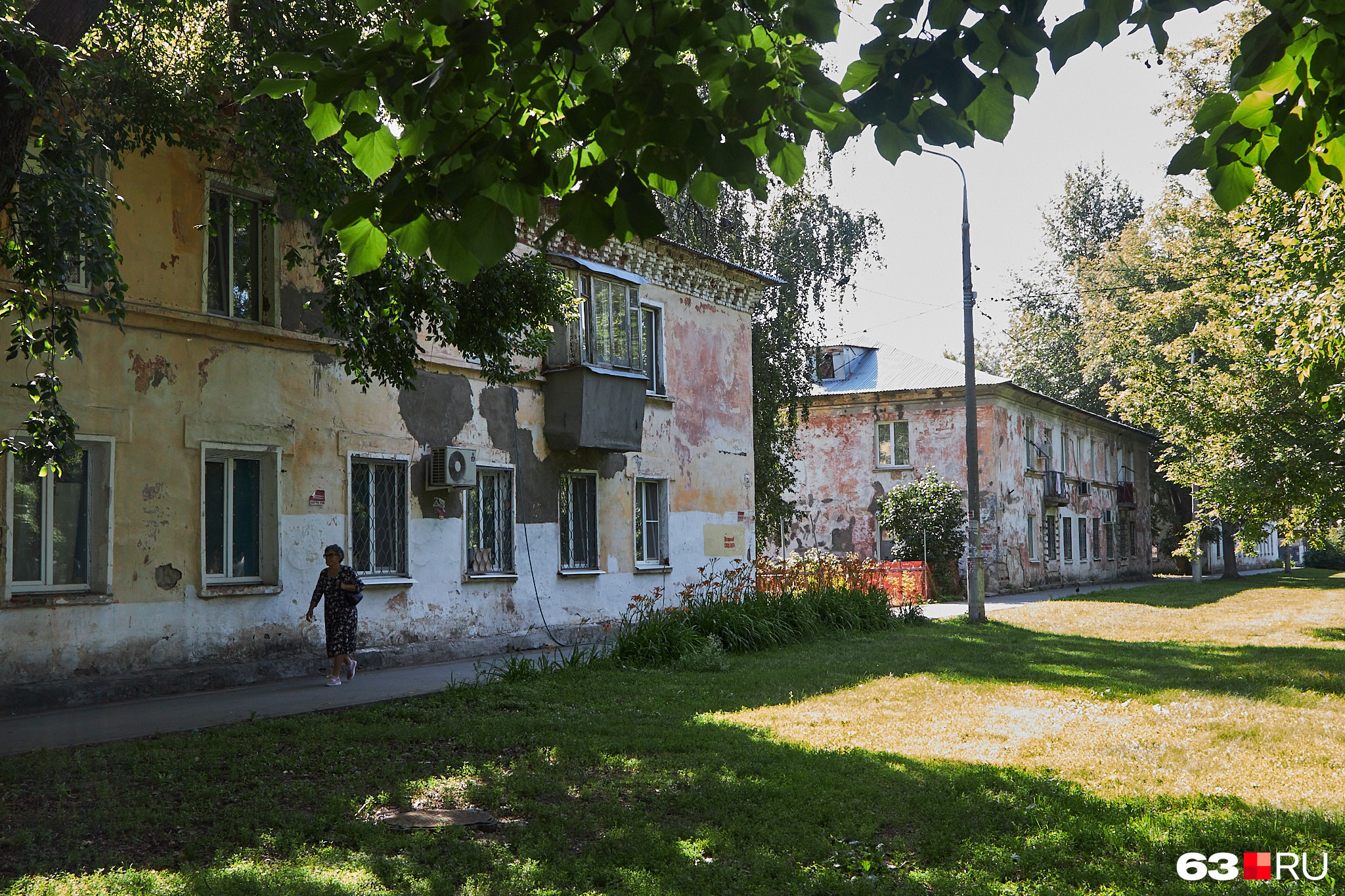 На Мехзаводе люди тоже ходят по улицам без опаски На Мехзаводе люди тоже ходят по улицам без опаски