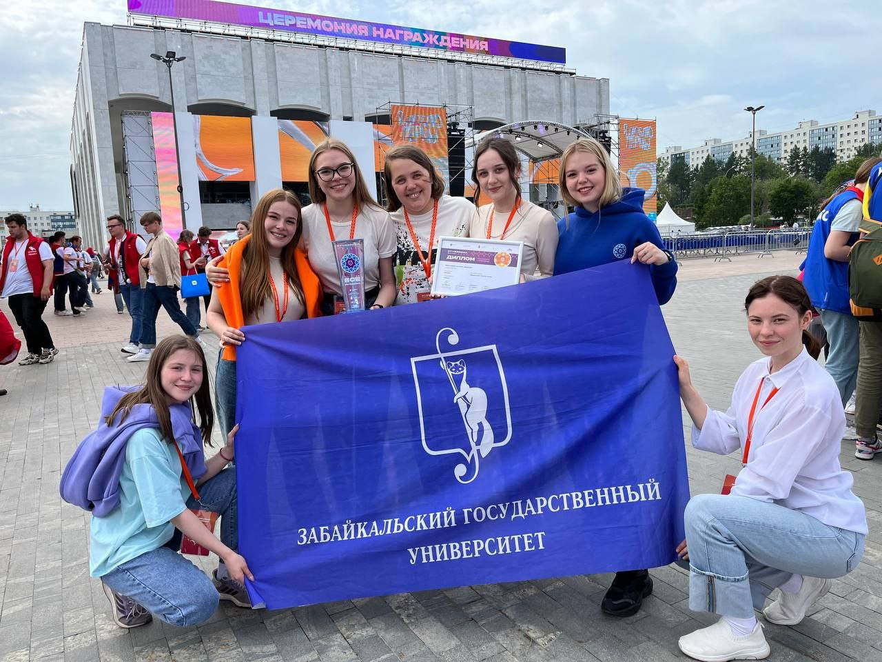 Все участницы «Здравицы» — студентки ЗабГУ Все участницы «Здравицы» — студентки ЗабГУ