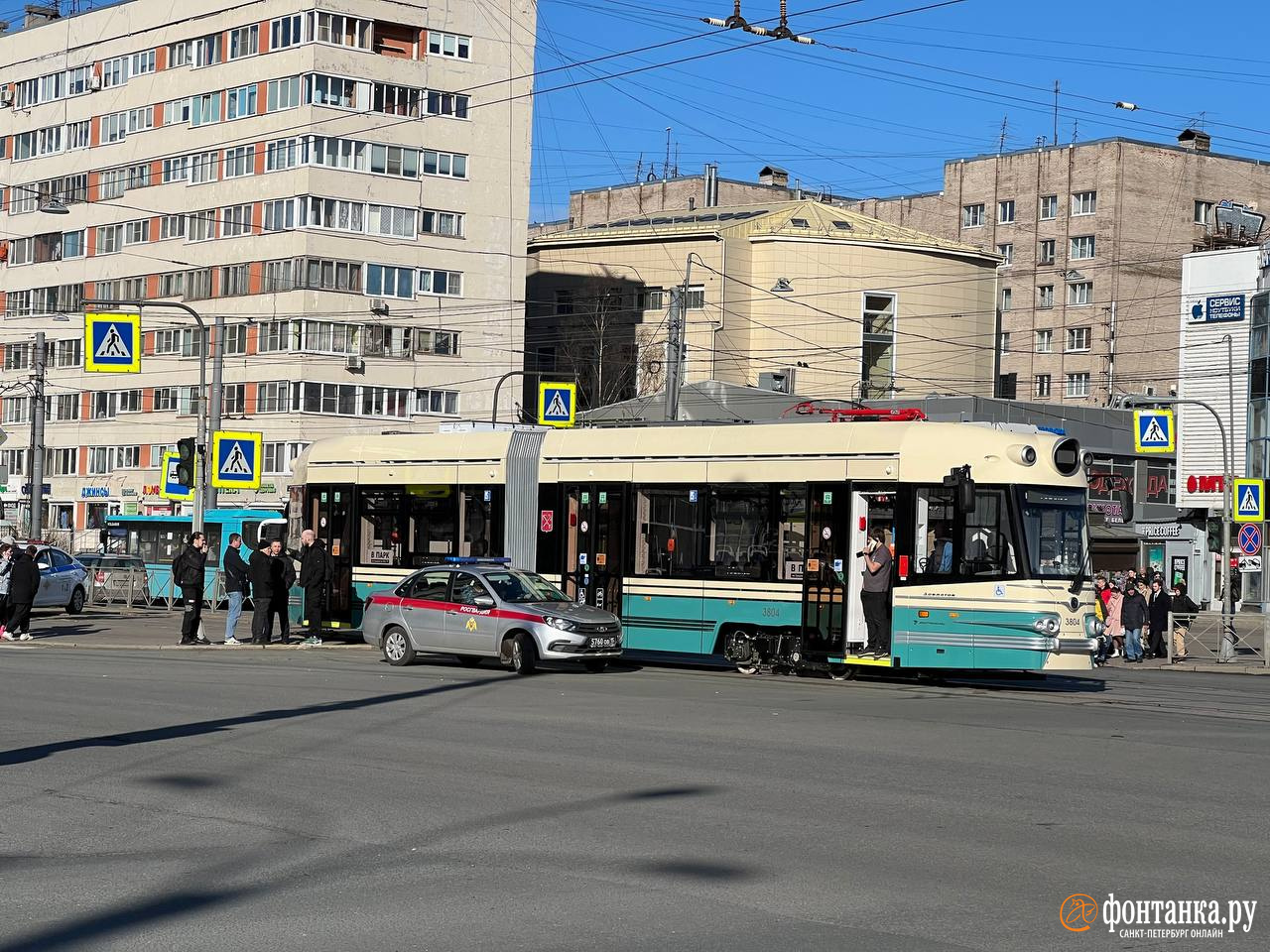 Водитель трамвая, который наехал на пешеходов на «Приморской», был трезв