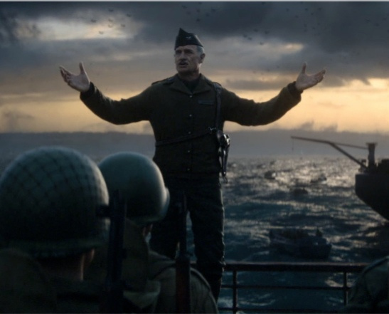 Игру Call of Duty World War 2 разработала компания Sledgehammer Games, правда, издателем всё также осталось Activision
