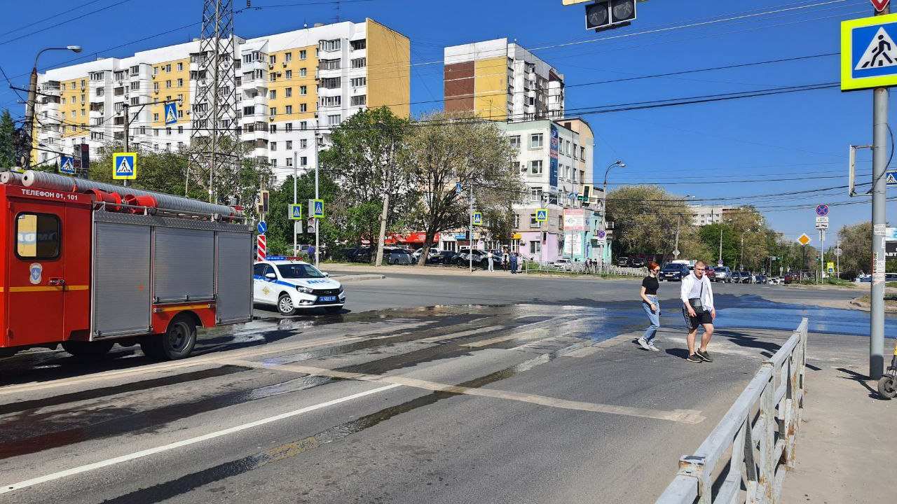 В Самаре экстренно перекрыли улицу Дыбенко