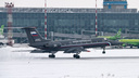 «Черная жемчужина»: самолет морской авиации заметили в Толмачево — рассматриваем фото