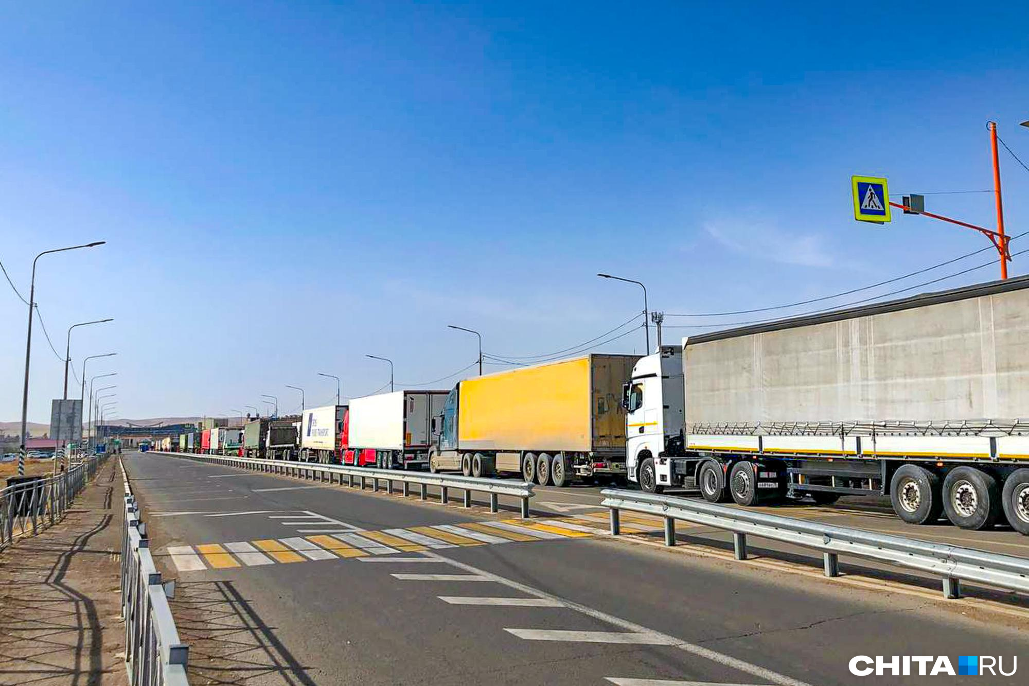 Новую дорогу для большегрузов построят в Забайкалье на границе с Китаем до конца 2025 года