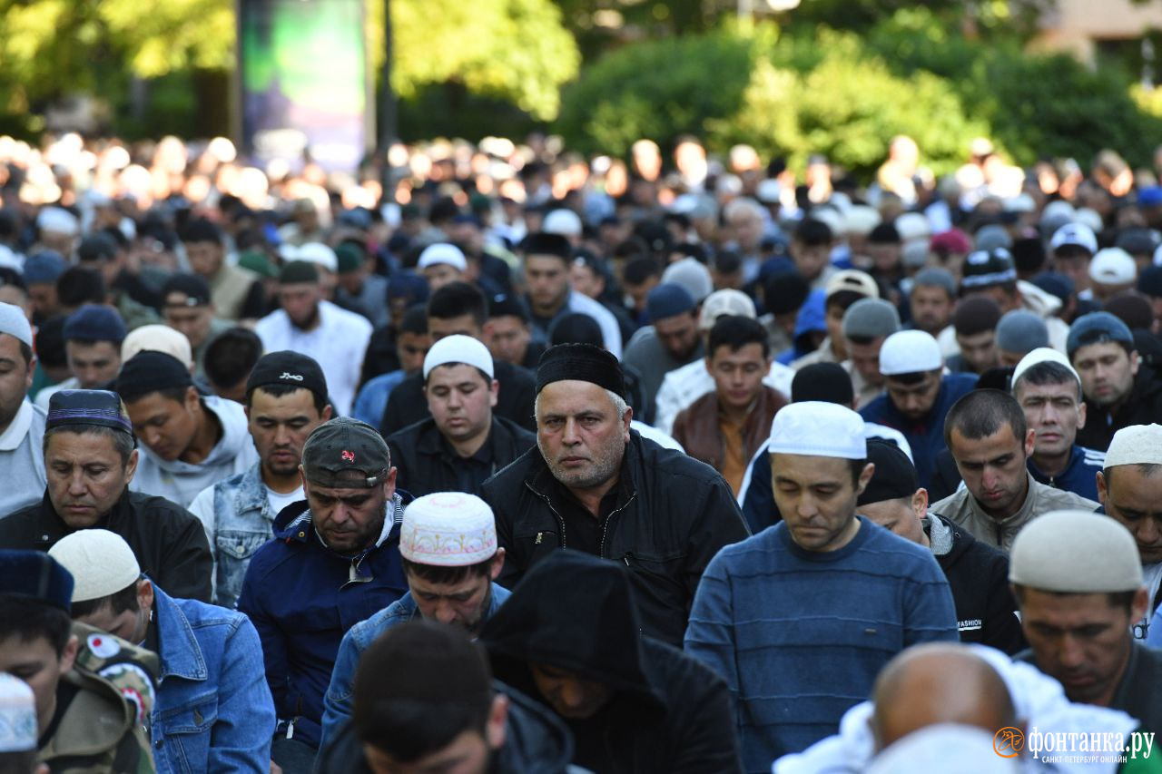 Курбан-байрам празднуют мусульмане в Петербурге