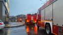 В Архангельске торговый центр окружили машины пожарных — что произошло