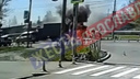 «Сейчас в реанимации»: в Ярославле во время дорожных работ загорелся рабочий