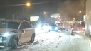 «Вырвало колеса»: на Димитровском мосту произошло ДТП — видео с места аварии