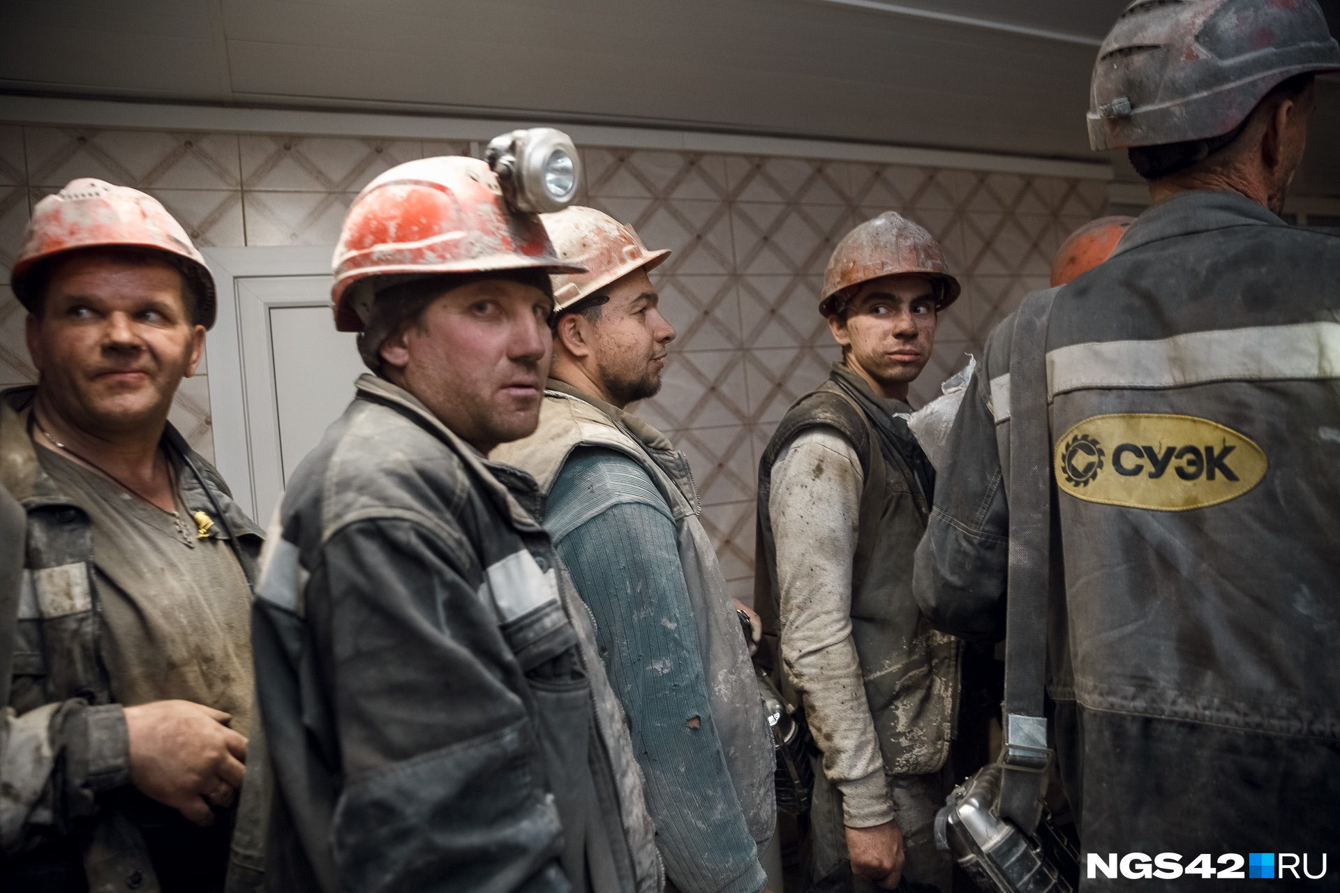 Молния подожгла газ на скважинах шахты в Кузбассе. Рабочие не пострадали